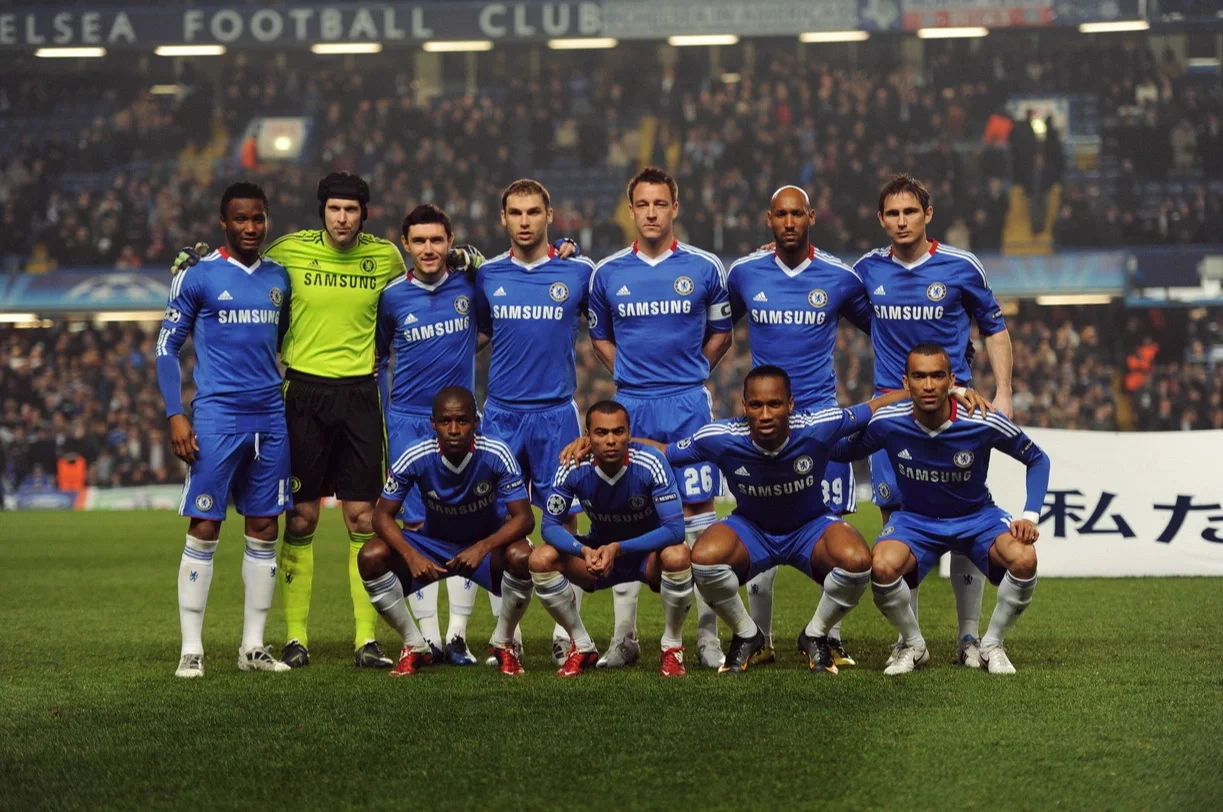 AYX-德罗巴迎来二十赛季出色发挥，塞尔维亚队观众热烈欢呼！