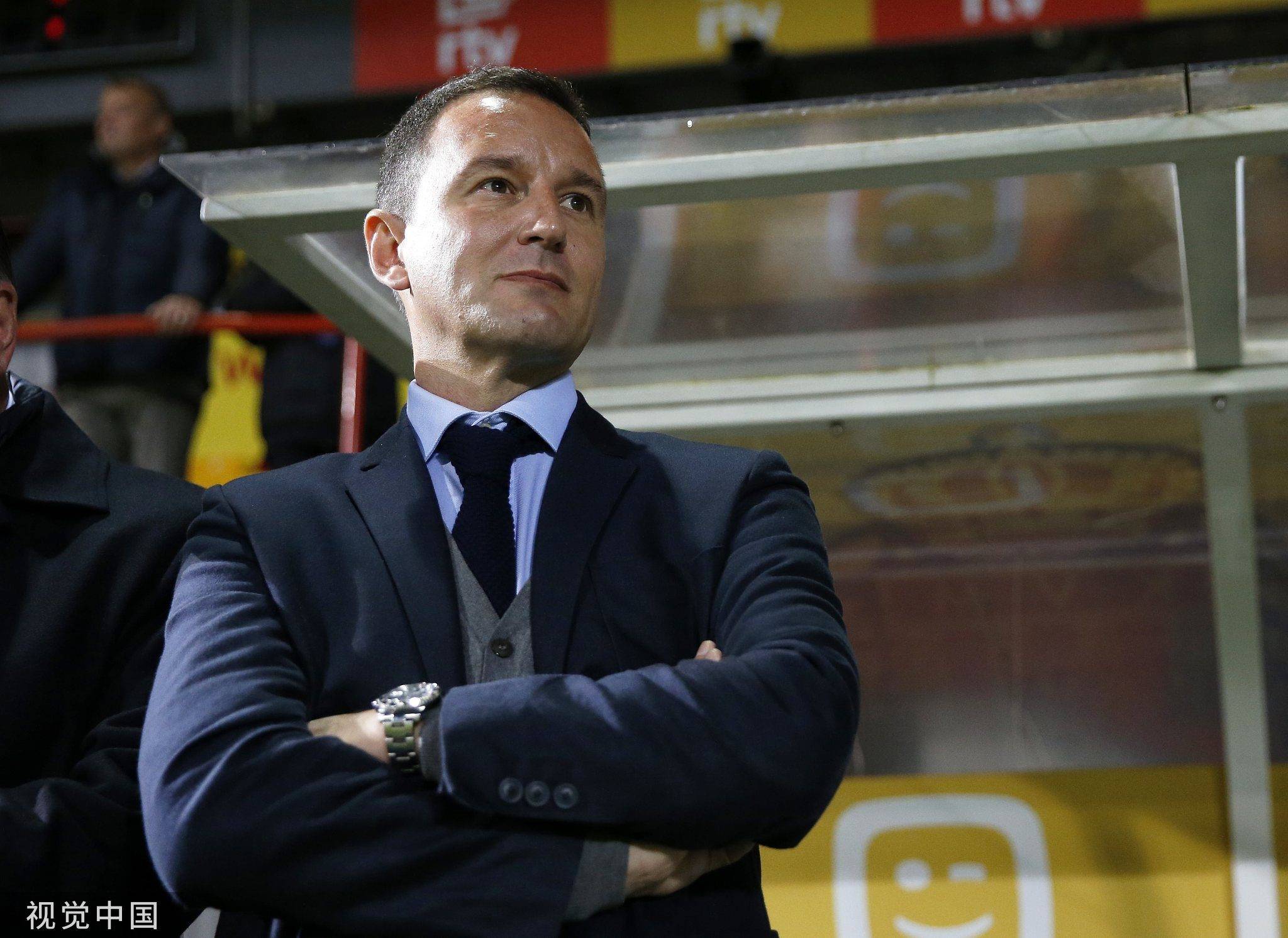 AYX-Uzi遭遇十五连败，塞尔维亚队教练面临压力！的简单介绍